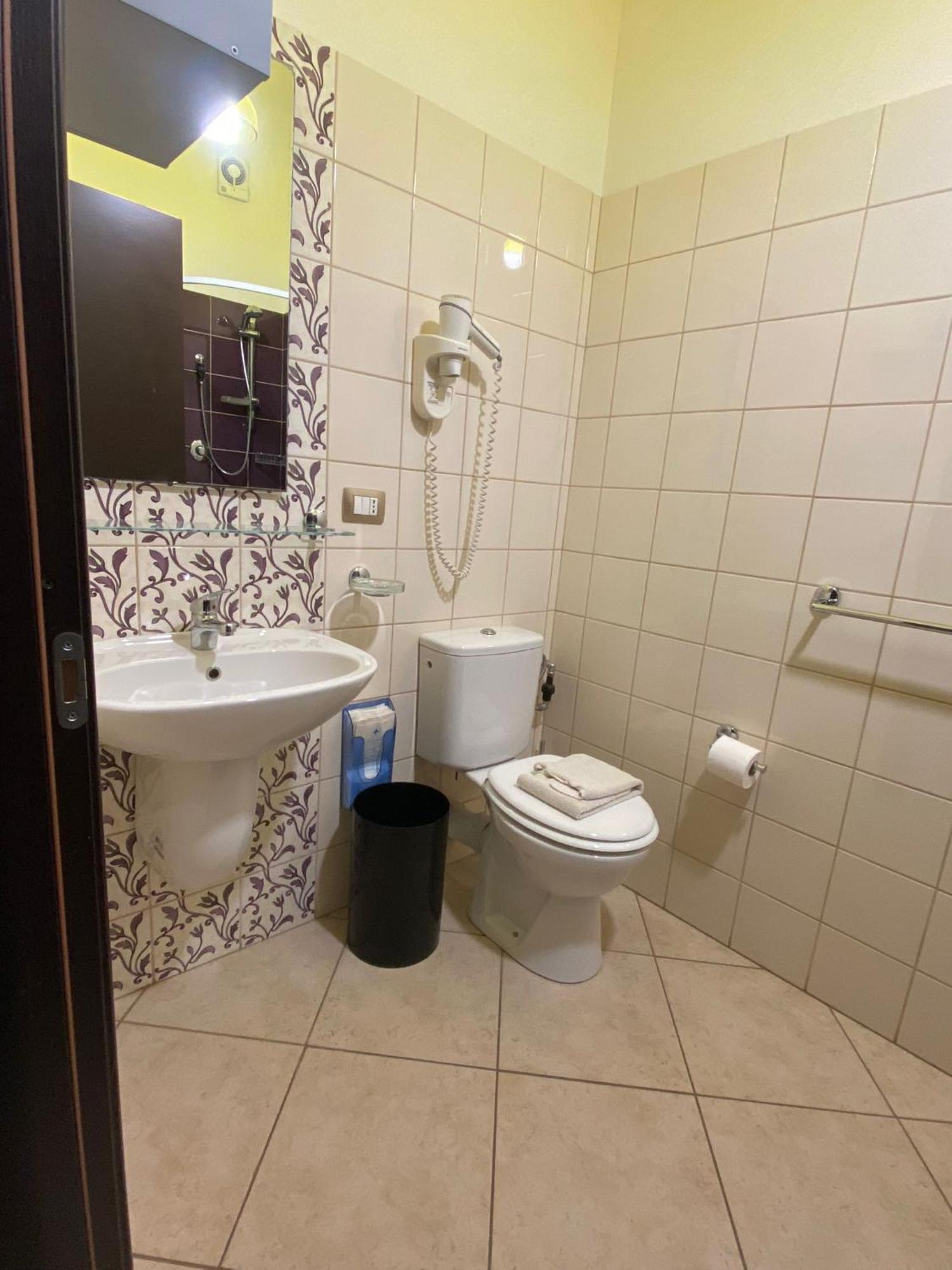 Regalpetra Hotel Racalmuto المظهر الخارجي الصورة
